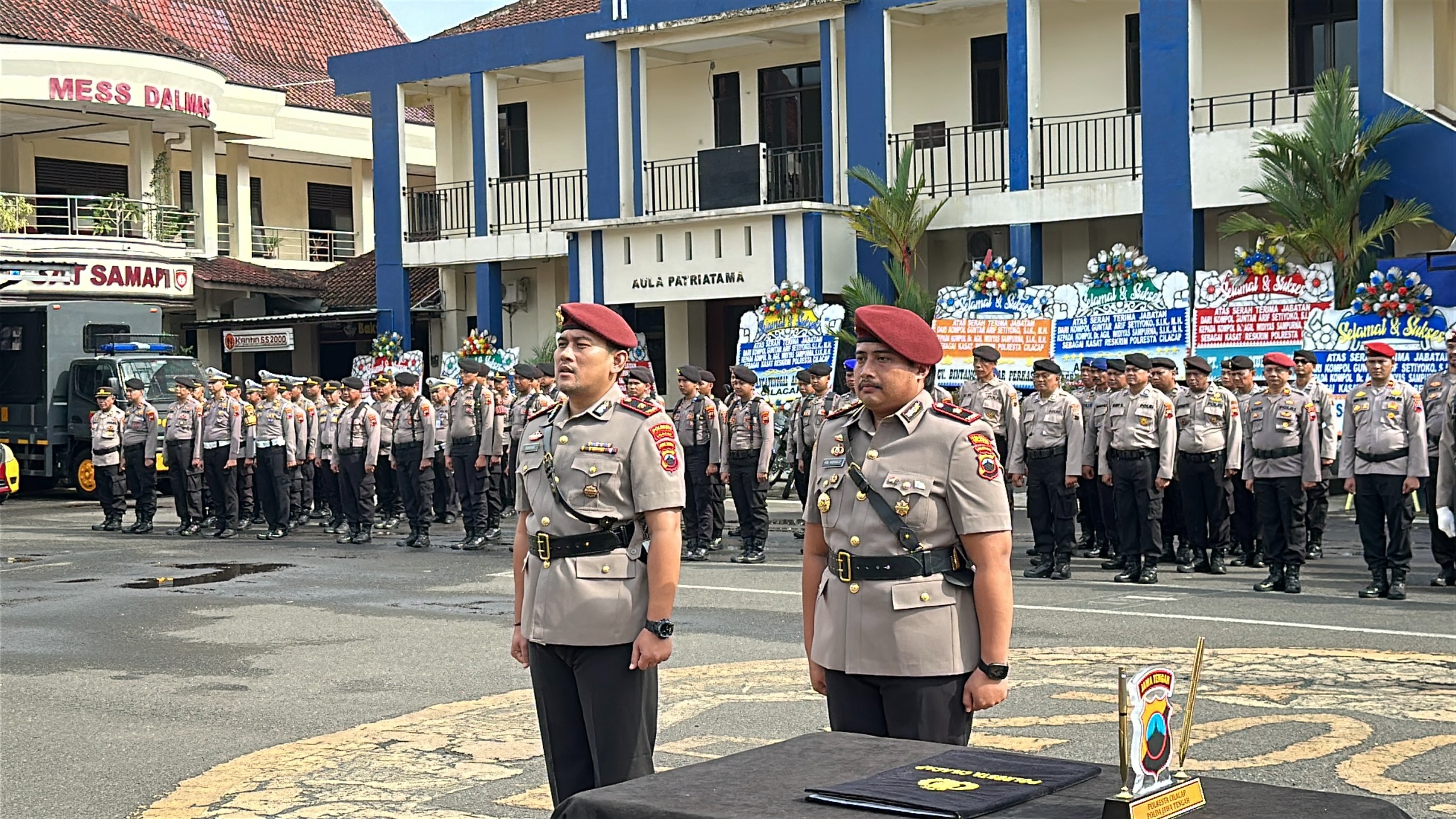 Kasat Reskrim Polresta Cilacap Resmi Berganti, Kapolresta Cilacap Ucapkan Terima Kasih atas Pengabdian Pejabat Lama