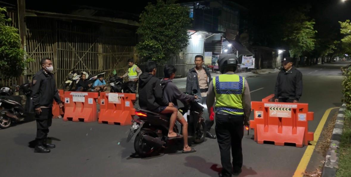 Bikin Warga Resah, 32 Motor Knalpot Brong Diamankan Polresta Cilacap saat Patroli Dini Hari