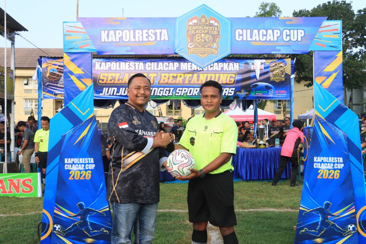 Kapolresta Cilacap Cup 2026 Resmi Bergulir, Ratusan Penonton Padati Lapangan Bhayangkara Kroya